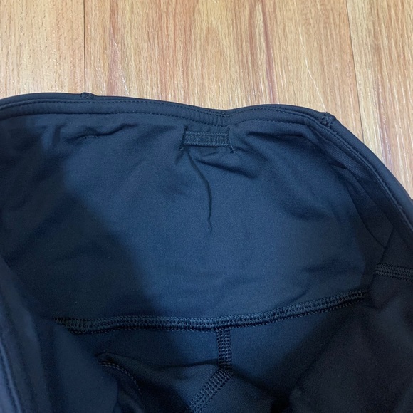 Lululemon Run with The Sun Crop Black 4 Mesh 19" - Picture 10 of 16